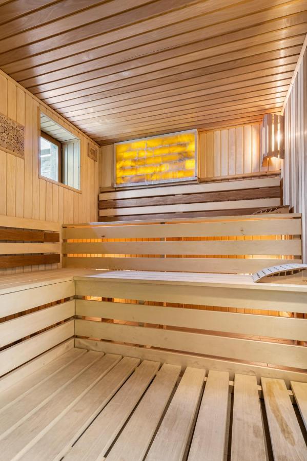 Villa Pod Warszawa & & Grota Solna Rybie