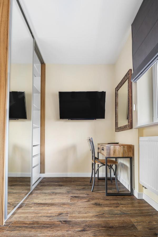Pod Warszawa & & Grota Solna Villa Rybie